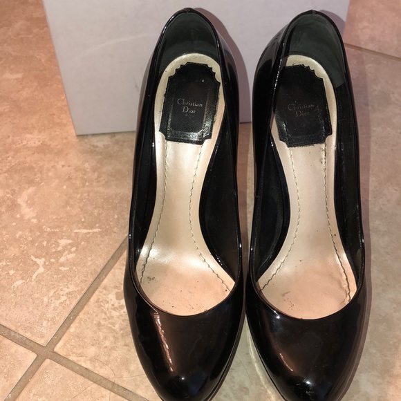 100% authentic Dior women’s - miss Dior pump in black with box - Picture 4 of 7